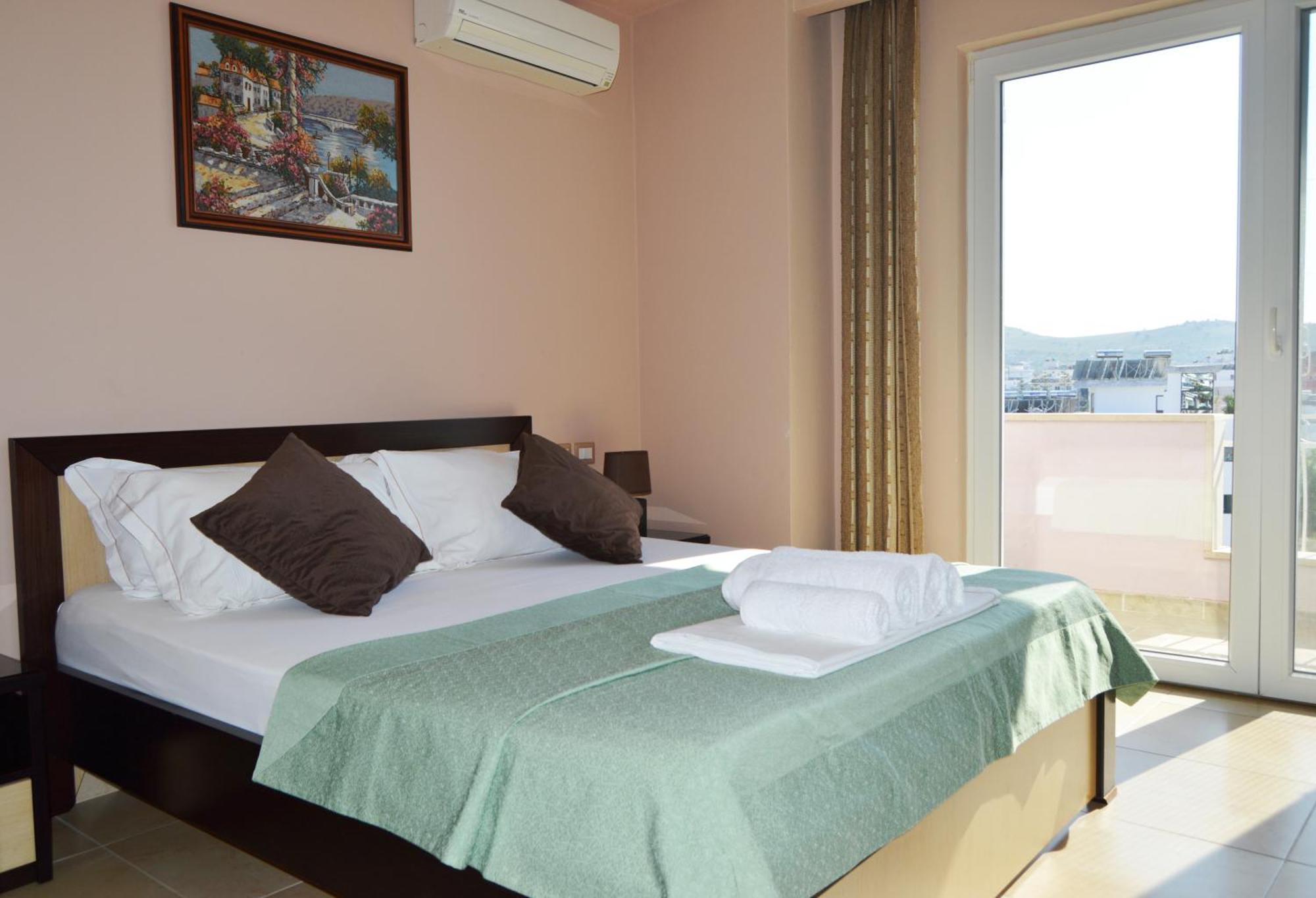 Aparthotel Paja Ксамил Экстерьер фото